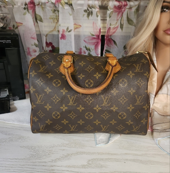 - `ღ´- ♥ -`ღ´ AUTHENTIC Louis Vuitton Monogram Speedy 30 - `ღ´- ♥ -`ღ´ - Picture 5 of 17